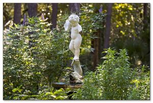 eden-state-gardens-statue